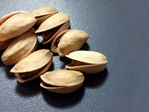 تصویر 4 از پسته اکبری فیض‌ آباد تازه برداشت و خوش‌ طعم